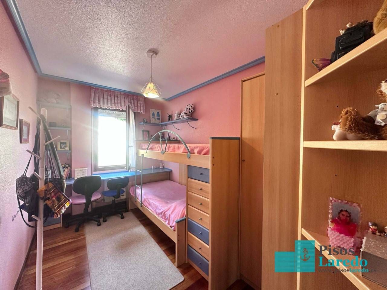 Bedroom of Single-family semi-detached for sale in Laredo  with Heating, Private garden and Parquet flooring