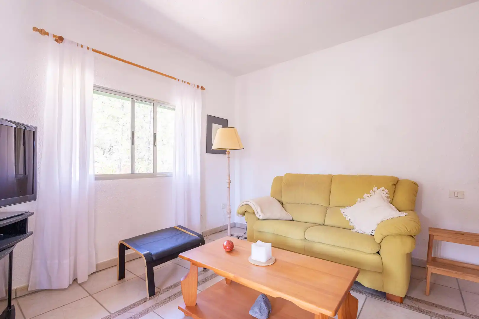 Sala d'estar de Casa o xalet en venda en Vilaflor de Chasna amb Moblat