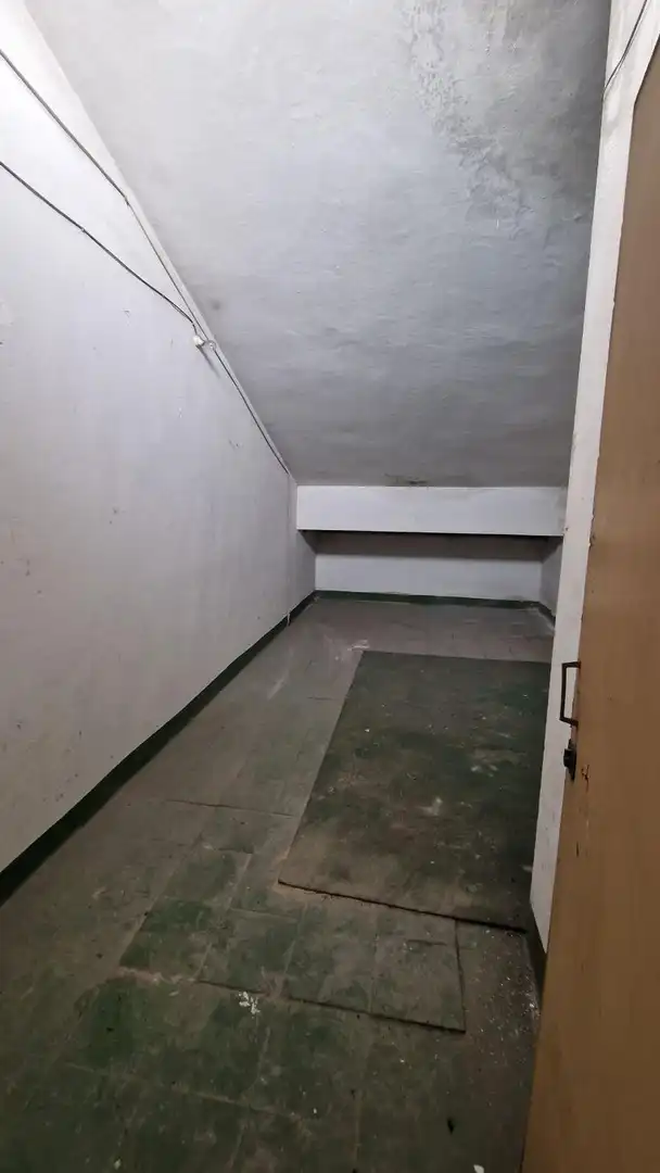 Storage room for sale in Torrelavega 