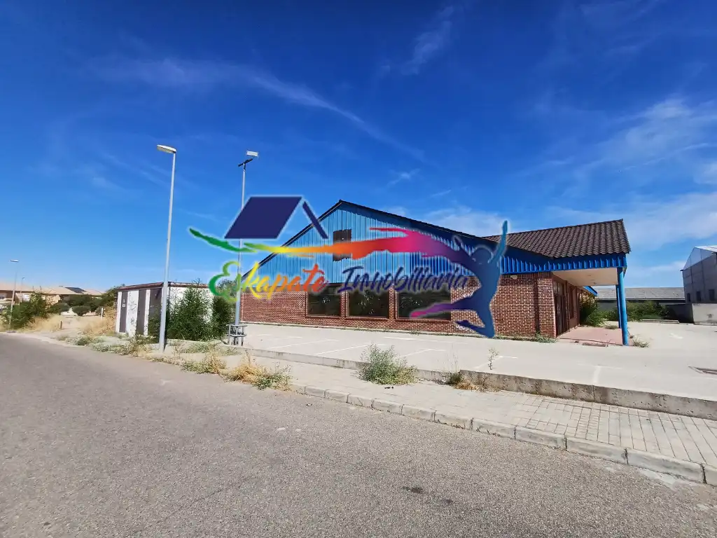 Industrial building for sale in Avenida Tembleque, imagen 2