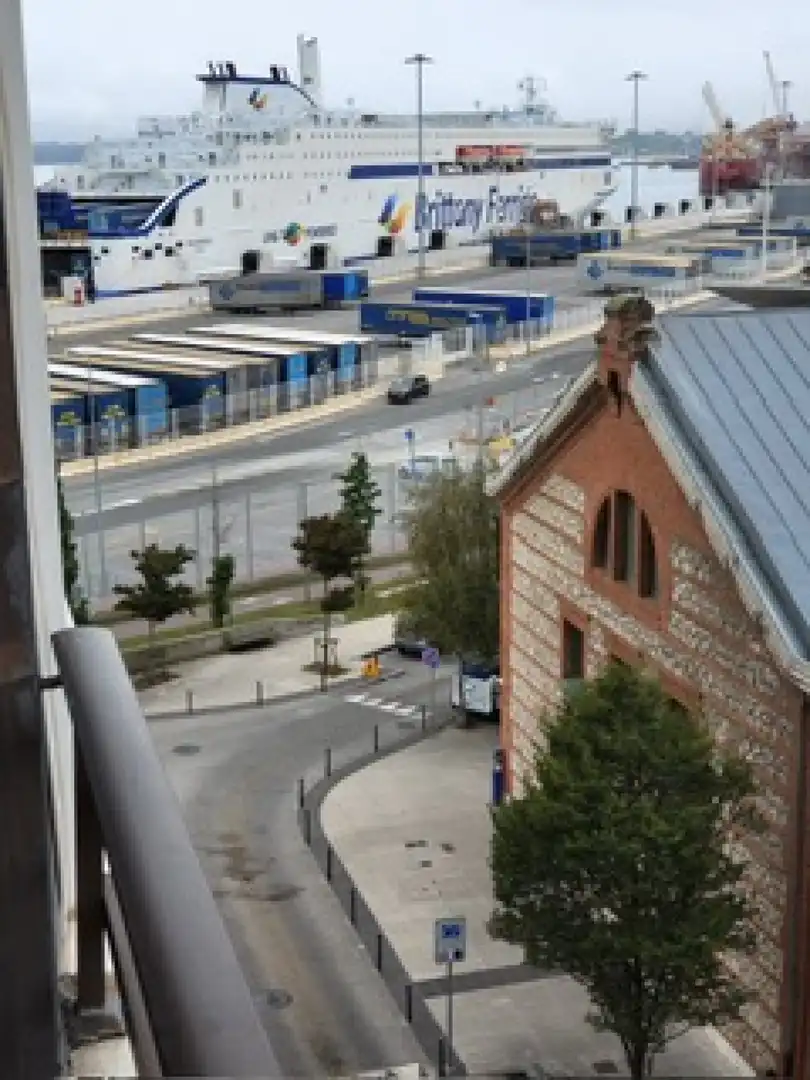 Vista exterior de Piso en venta en Santander con Terraza y Trastero