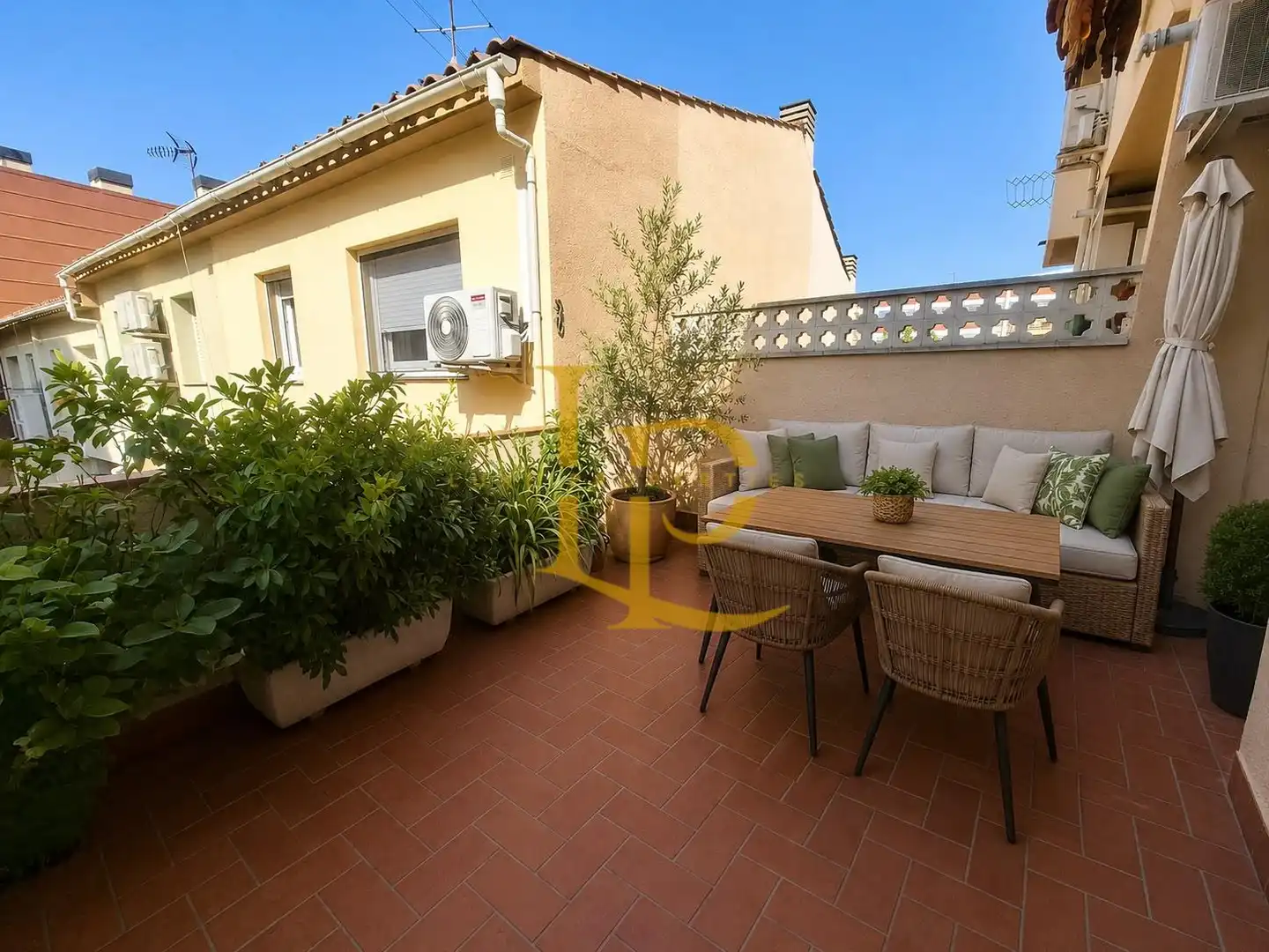 Terrassa de Casa adosada en venda en Cerdanyola del Vallès amb Aire condicionat, Calefacció i Terrassa