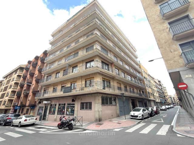 Local comercial en Venta en Garcia Moreno en Carmelitas