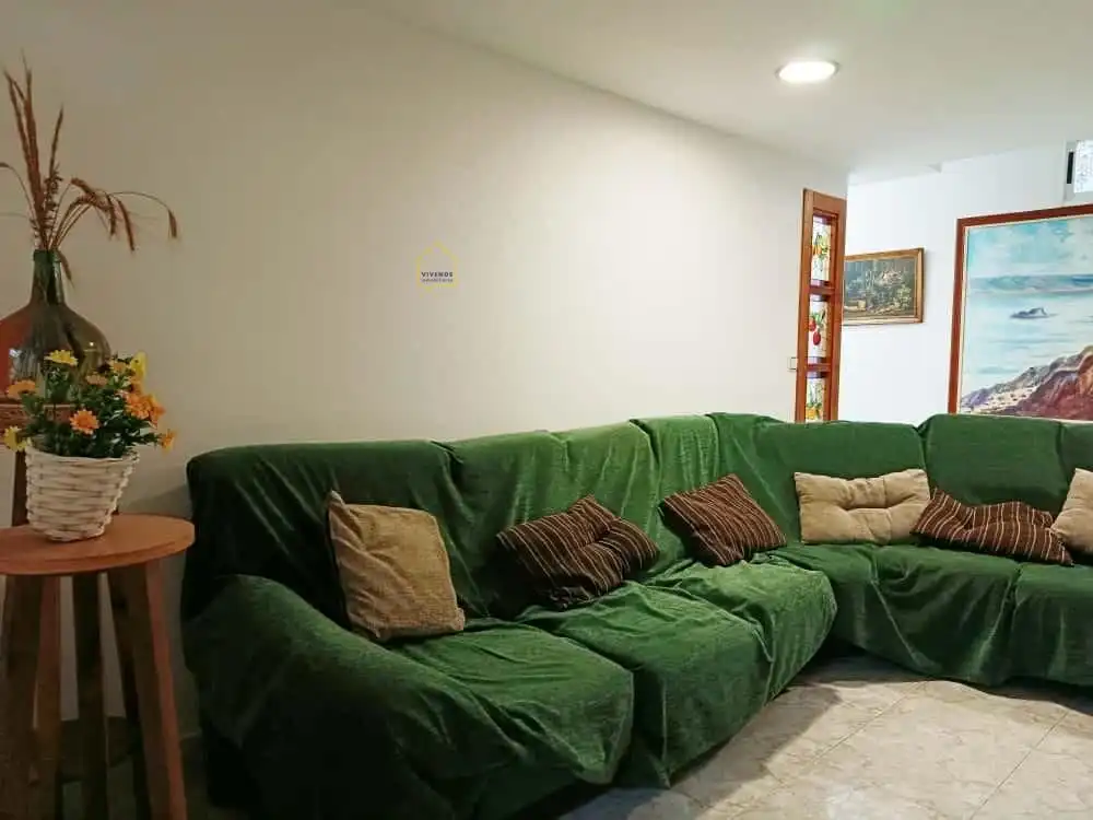Houses for sale in Escucha