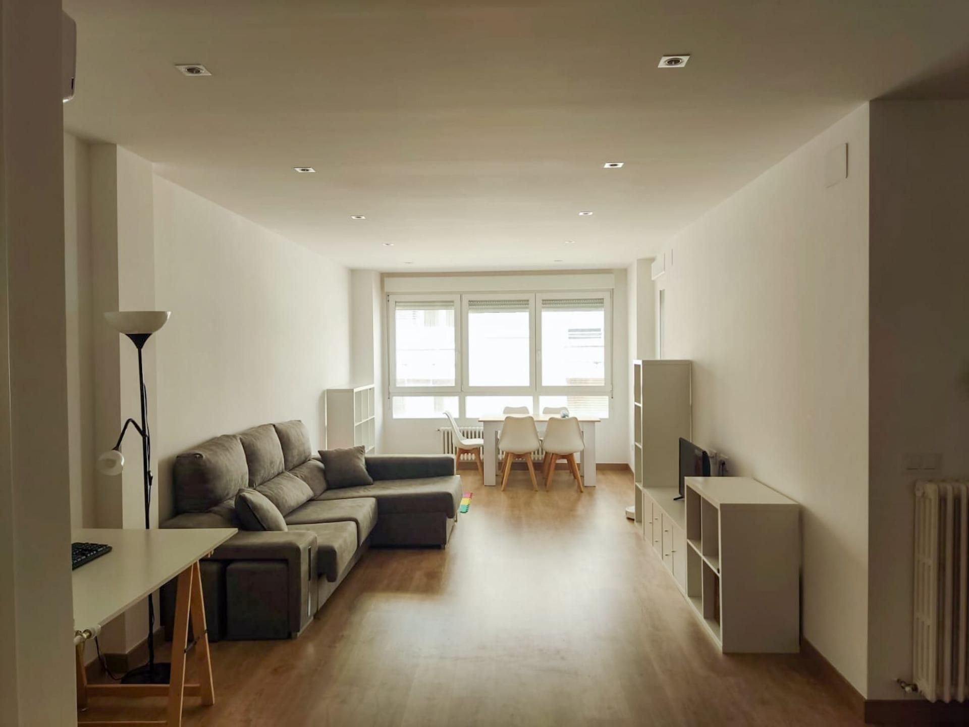 Sala d'estar de Pis en venda en  Albacete Capital amb Aire condicionat, Calefacció i Balcó