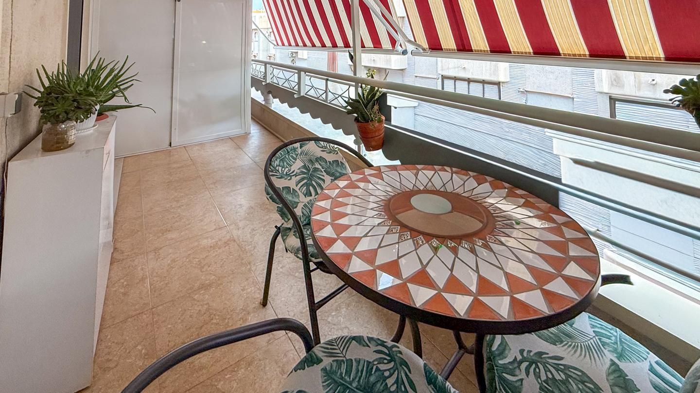 Terrassa de Pis en venda en Santa Pola amb Terrassa i Moblat