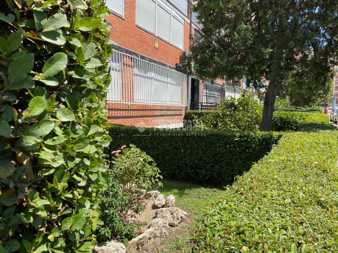 Piso en venta en Aluche, Latina,  Madrid Capital