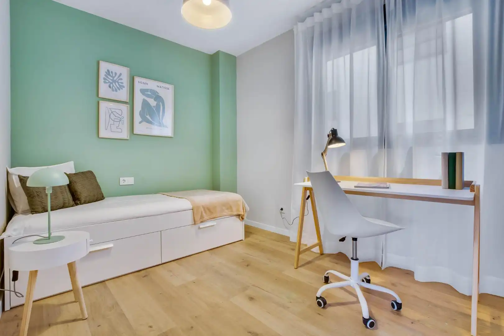Dormitori de Apartament en venda en Mijas amb Aire condicionat, Terrassa i Traster