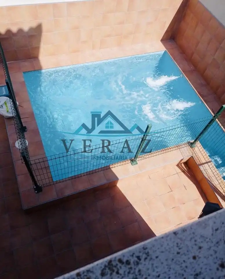 Casa amb piscina en venda a La Pueblanueva, imagen 3