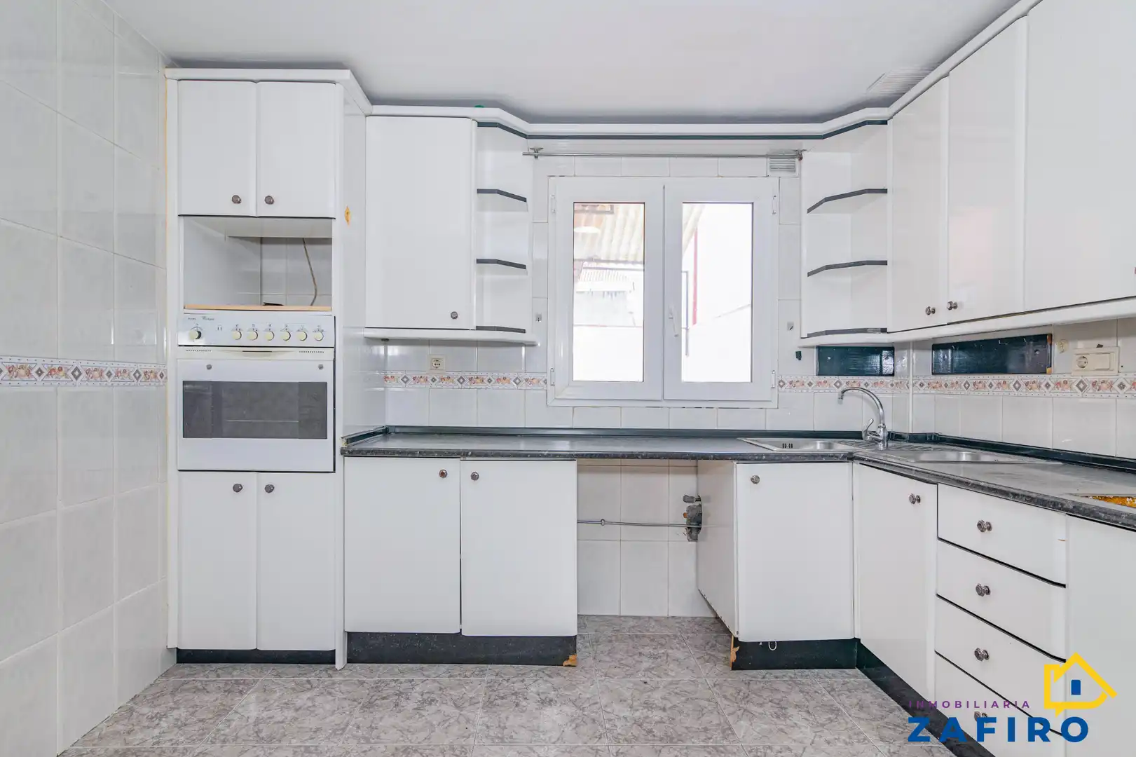 Kitchen of Detached homes for sale in Armilla  with Heating, Terrace and Storage room