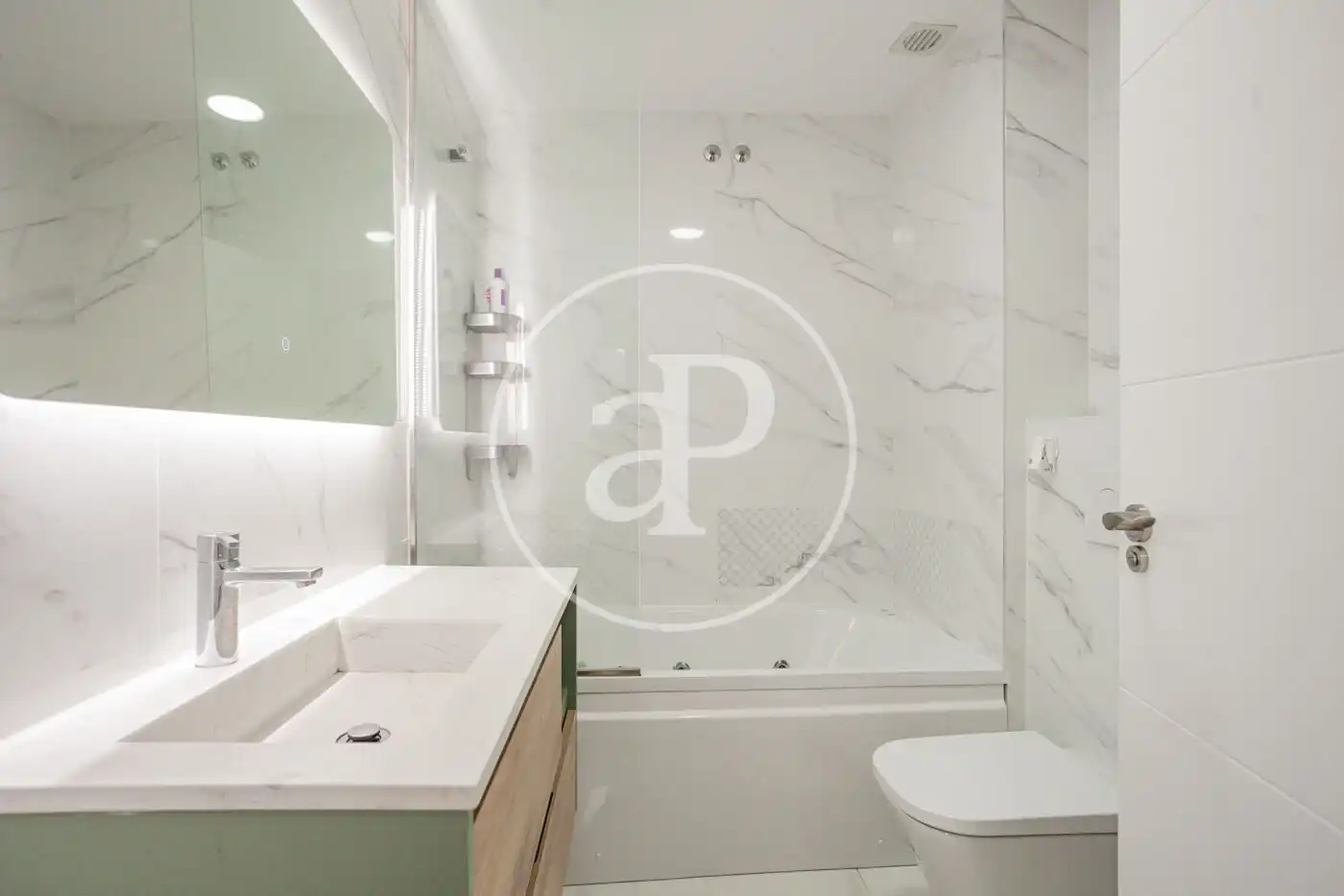 Bathroom of Detached homes for sale in Las Rozas de Madrid  with Heating