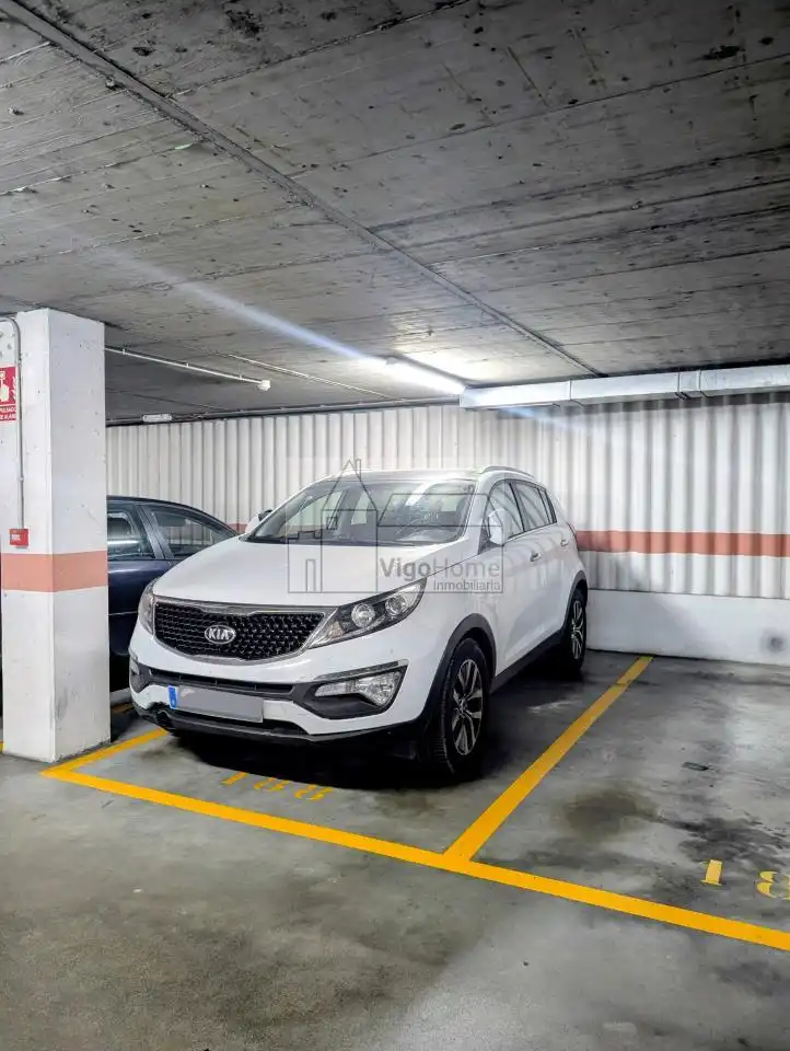 Parking of Flat for rent in Vigo   with Heating and Furnished