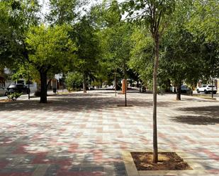 Vista exterior de Planta baixa en venda en La Pobla Llarga amb Terrassa