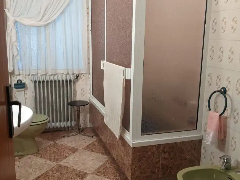 Bathroom of Flat for sale in Bullas, Murcia