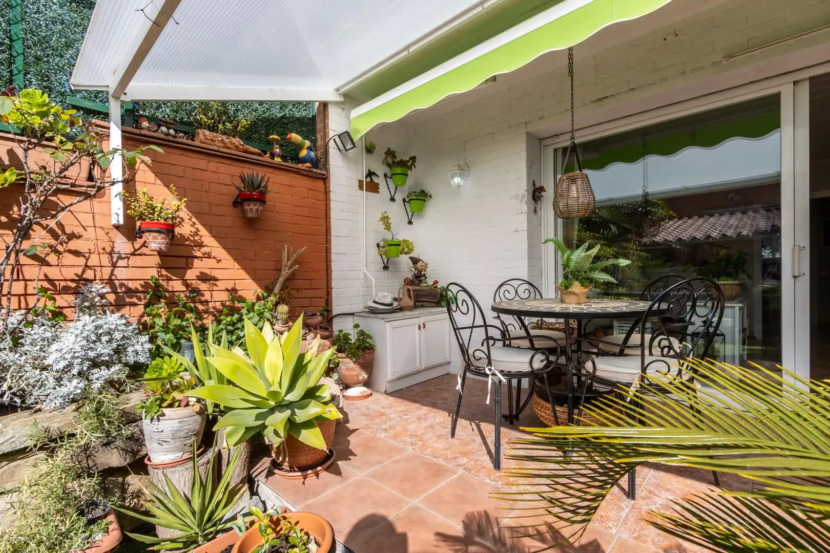 Jardín de Casa o chalet en venta en Terrassa con Aire acondicionado, Calefacción y Jardín privado