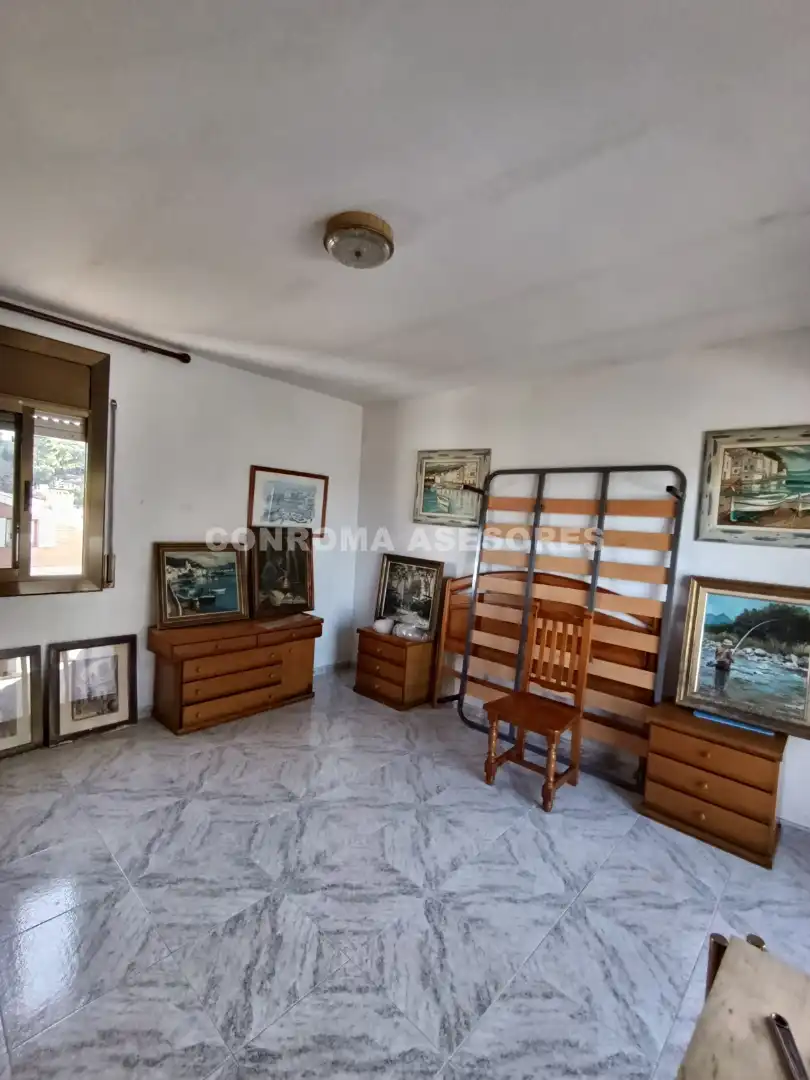 Casa amb terrassa en venda a Montbarbat, imagen 11