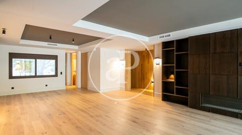 Photo 4 of Flat for sale in Av. de Sarrià, Barri de les Corts, Barcelona