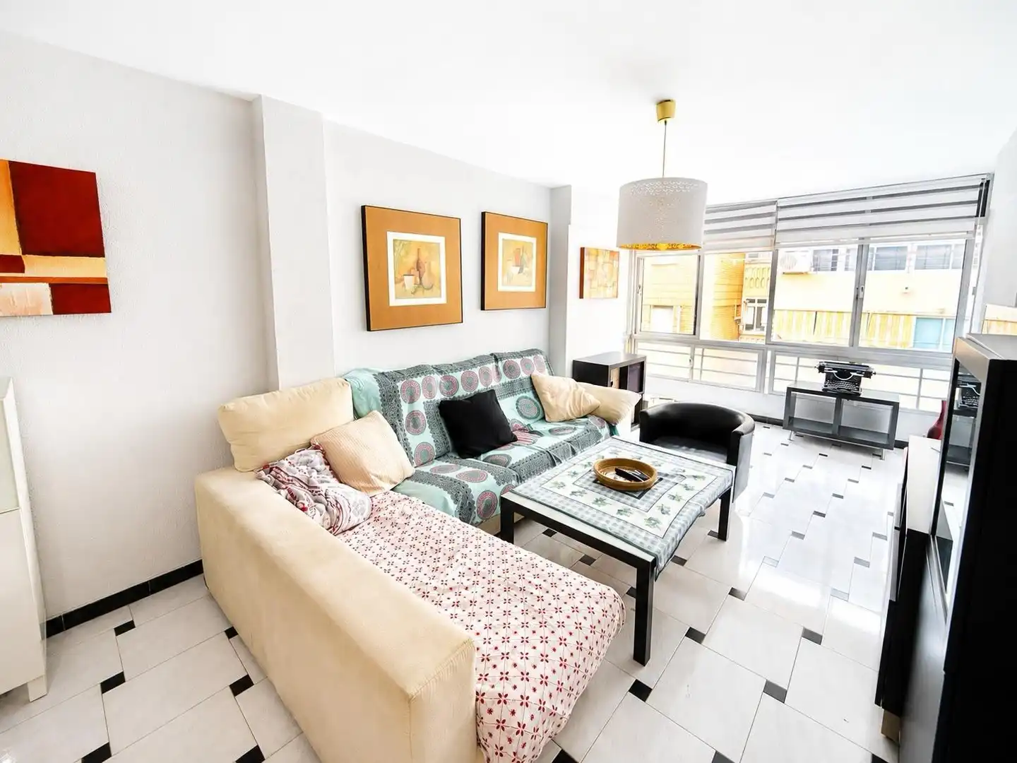 Flat with lift for sale in Calle Calle Martínez de la Rosa