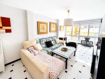 Flat with lift for sale in Calle Calle Martínez de la Rosa