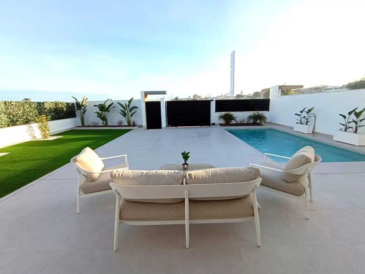 Semi-detached house with pool for sale in Benijófar, imagen 6