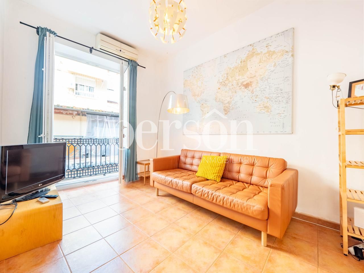 Exterior view of Flat for sale in  Valencia Capital  with Air Conditioner, Furnished and Balcony