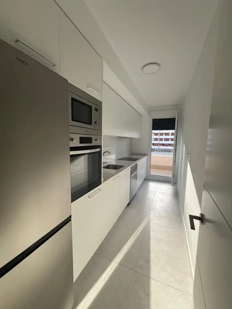 Kitchen of Flat for rent in Dos Hermanas  with Air Conditioner, Heating and Private garden