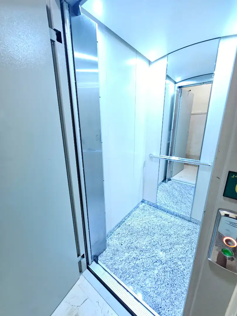 Flat for sale in Granada