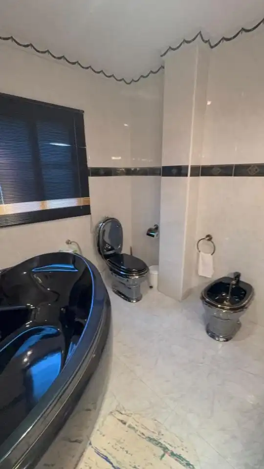 Casa amb piscina en venda a Calle Miró, imagen 32