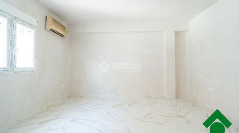 Foto 5 de Casa adosada en venta en Centro, Atarfe