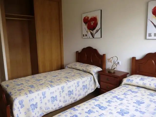Habitación de Apartamento en venta en O Carballiño   con Trastero y Amueblado
