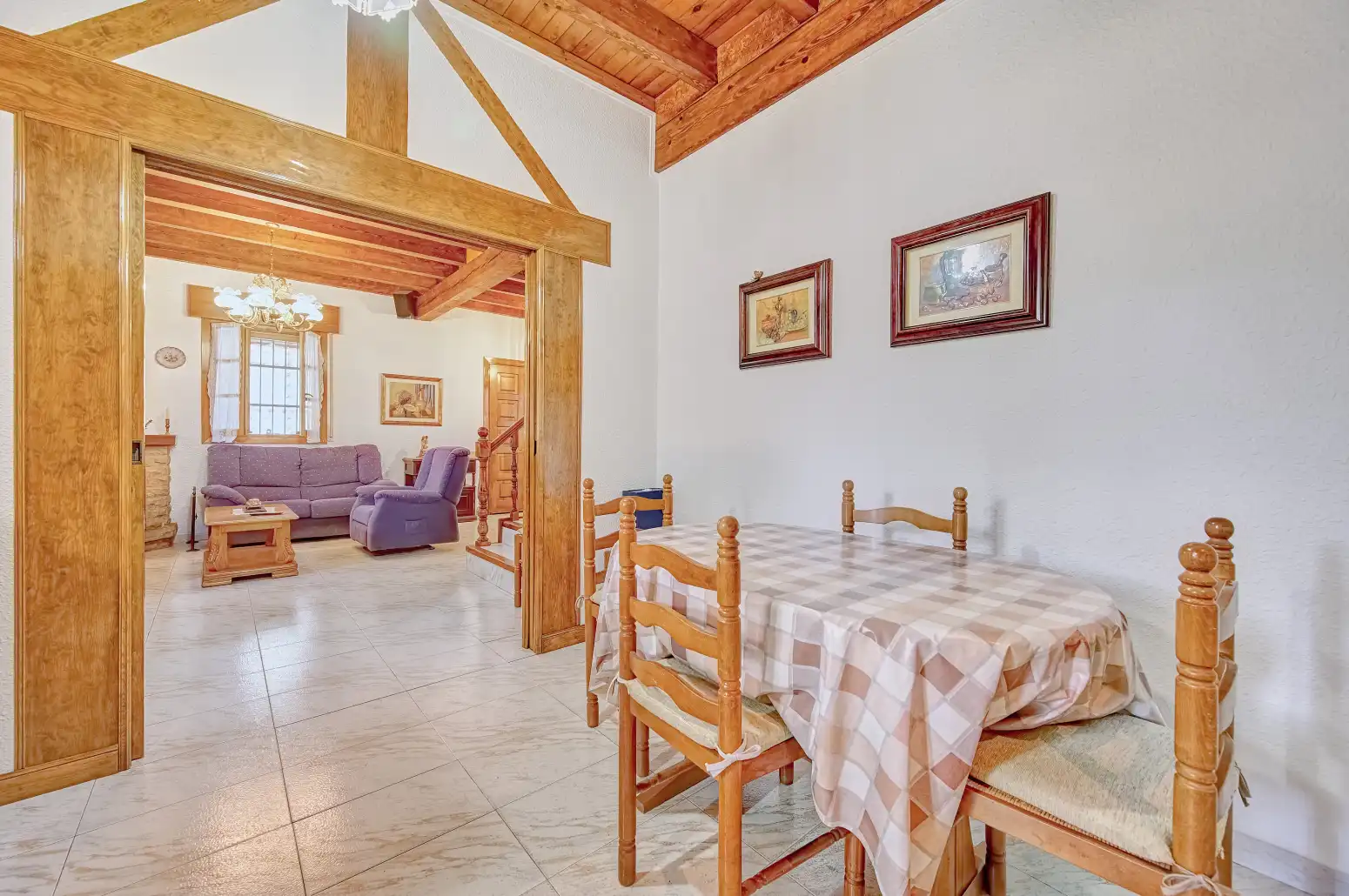 Esszimmer von Haus oder Chalet zum Verkauf in Aranguren mit Klimaanlage, Heizung und Privatgarten