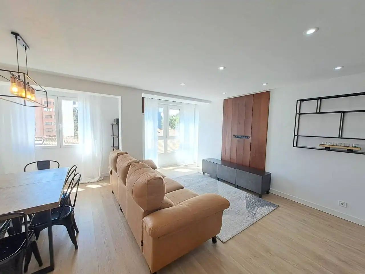 Sala de estar de Piso en venta en Burgos con Calefacción y Parquet