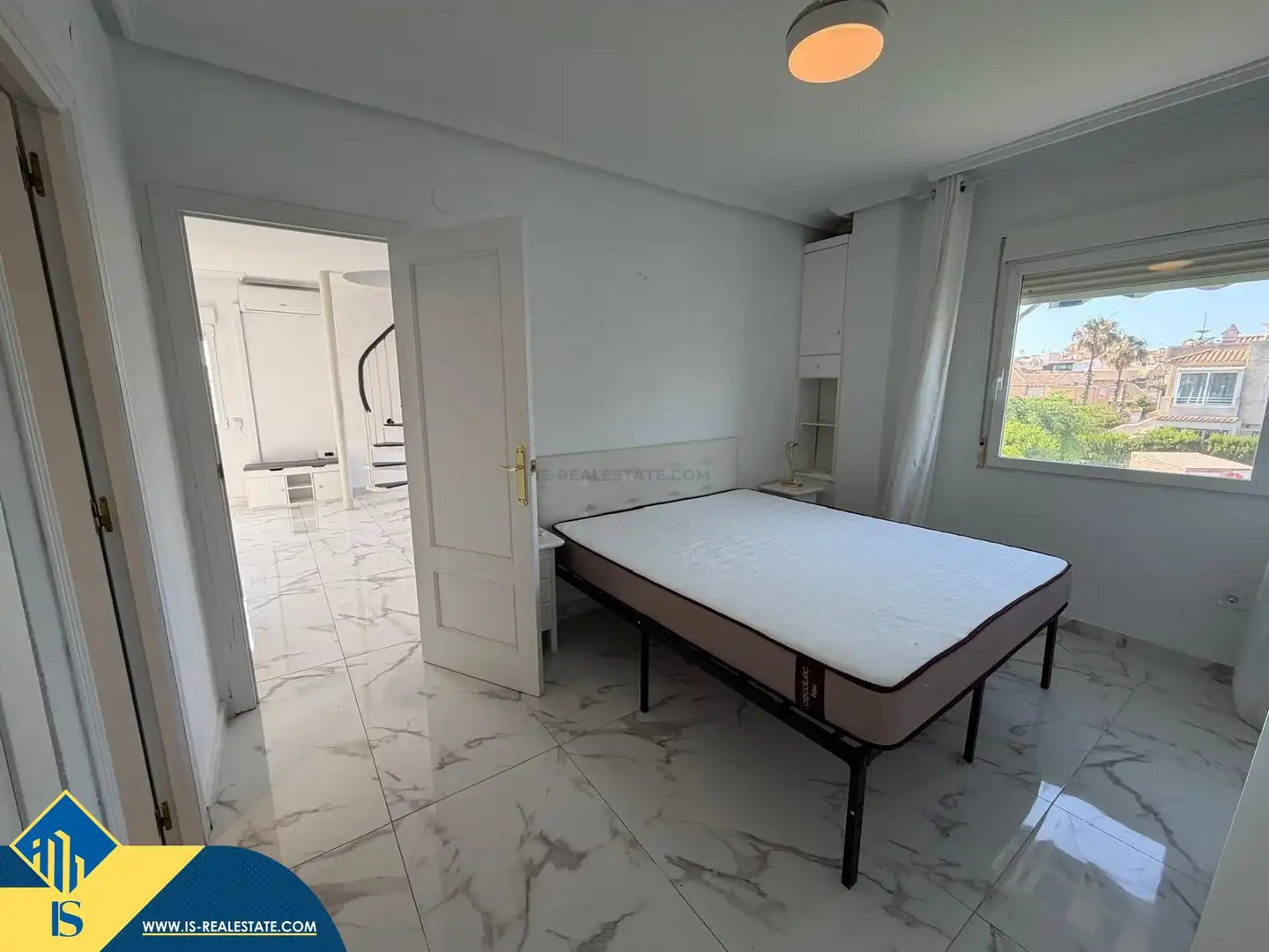 Bedroom of Duplexes for sale in Torrevieja  with Air Conditioner, Terrace and Furnished