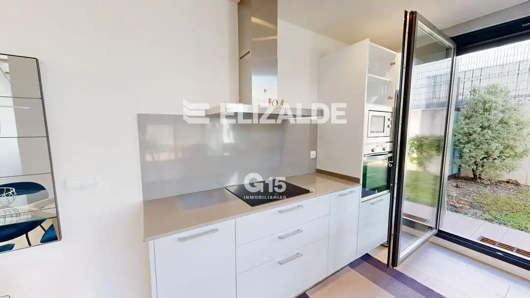 Cocina de Casa o chalet en venta en Donostia - San Sebastián  con Calefacción, Jardín privado y Terraza
