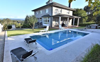 Casa o xalet en venda a Bergondo