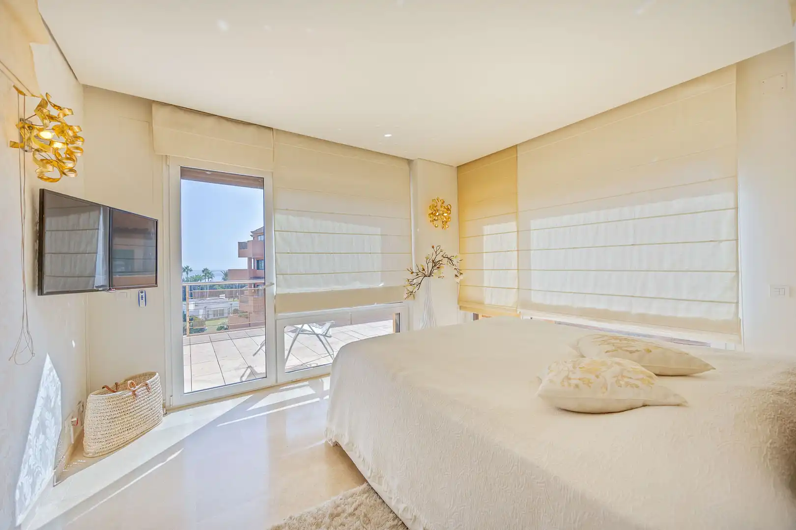 Apartment with pool for sale in Puerto de Sotogrande - La Marina, imagen 17