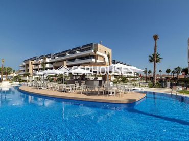Ground floor with balcony for sale in Orihuela Costa