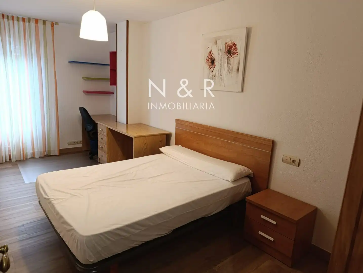 Bedroom of Flat for rent in Santiago de Compostela   with Furnished