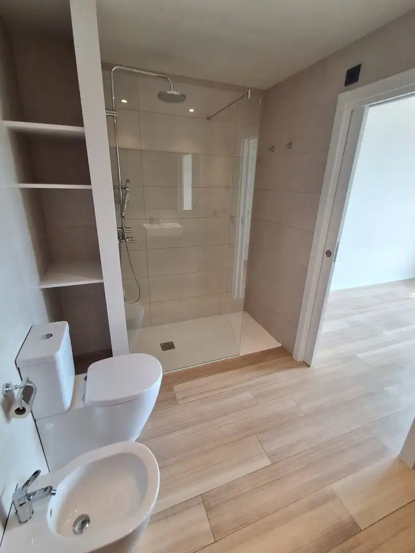 Bathroom of Flat for sale in Tortosa  with Air Conditioner, Heating and Terrace