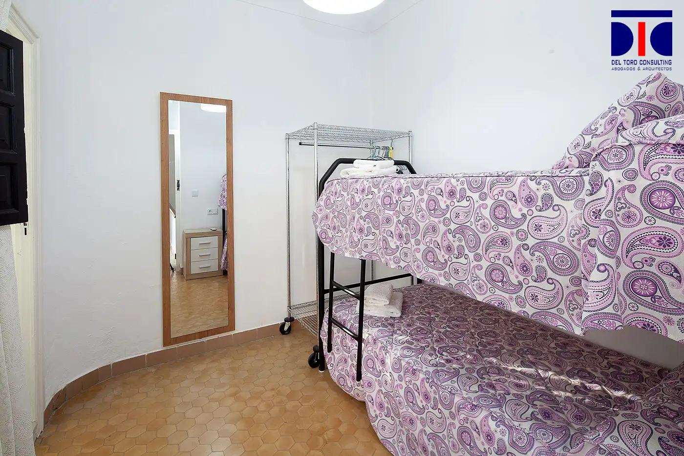 Bedroom of Detached homes for sale in Sevilla  with Air Conditioner, Heating and Furnished