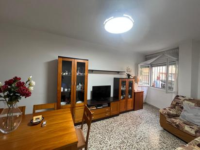 Living room of Flat for sale in  Almería Capital  with Air Conditioner, Heating and Furnished