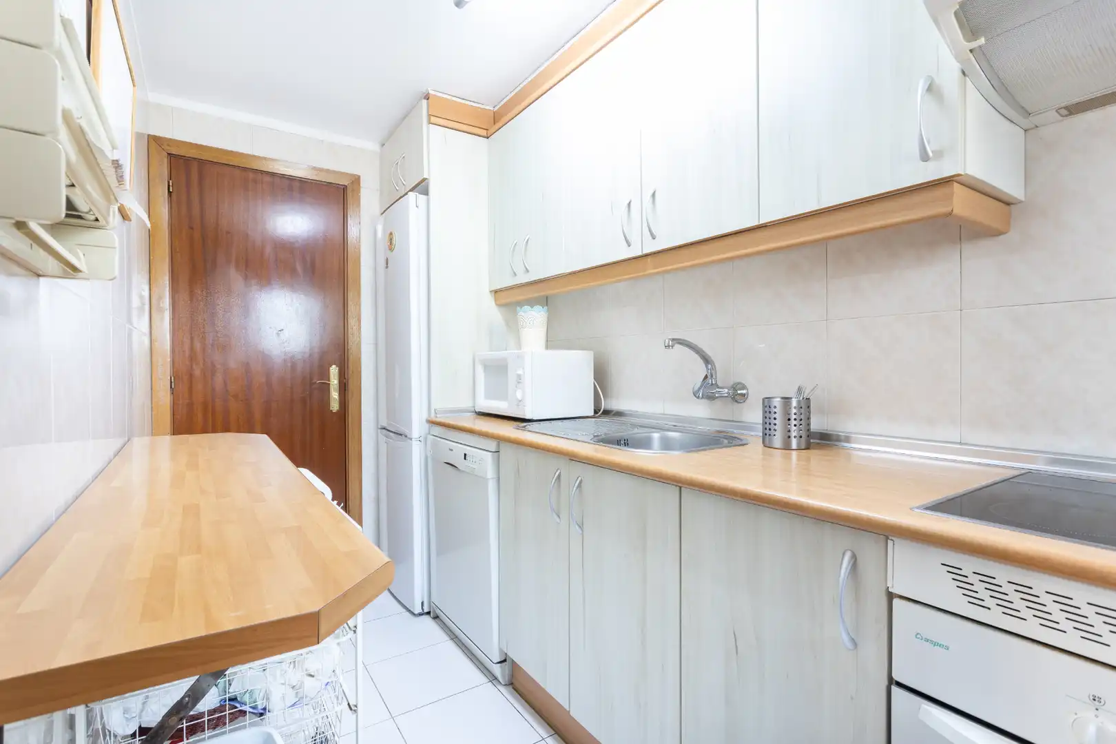 Kitchen of Houses for sale in Villanueva de la Cañada  with Air Conditioner, Heating and Private garden
