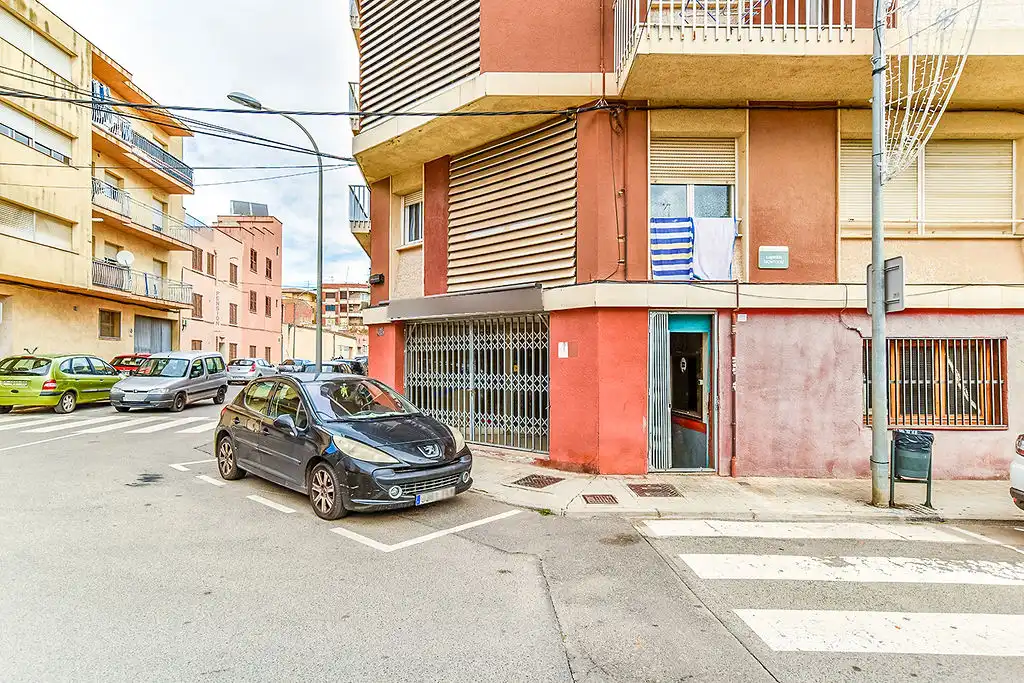 Vista exterior de Local en venta en El Morell
