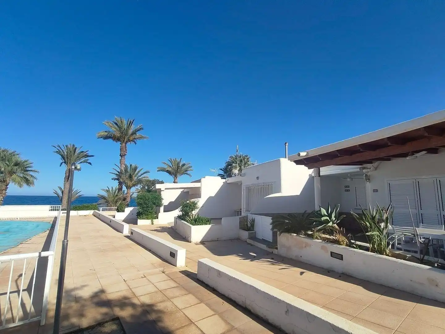 Exterior view of Flat for sale in Cuevas del Almanzora  with Terrace, Swimming Pool and Community pool