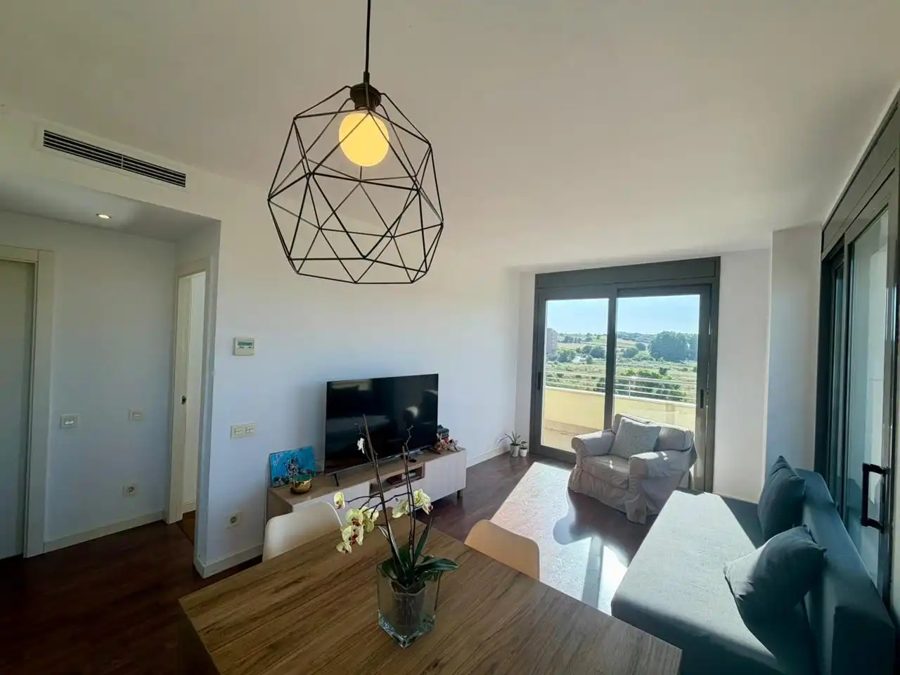 Sala de estar de Piso en venta en Montcada i Reixac con Aire acondicionado, Calefacción y Parquet