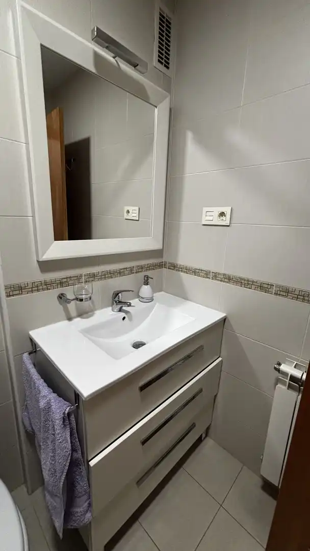 Wohnung zur Miete in SANTA ADELA, Barrio de Zaidín