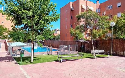 Piscina de Pis en venda en Alcobendas amb Aire condicionat