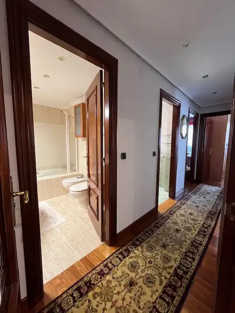 Baño de Piso en venta en Santurtzi  con Calefacción, Amueblado y Balcón