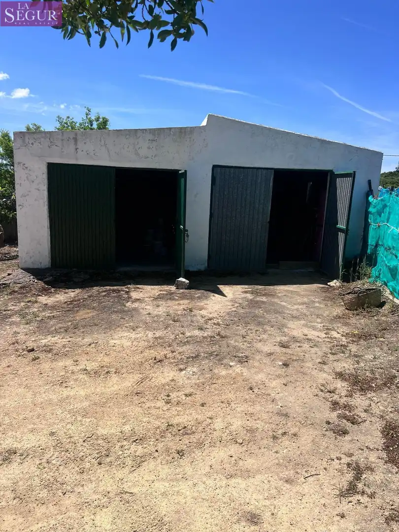 Aparcament de Finca rústica en venda en Vejer de la Frontera