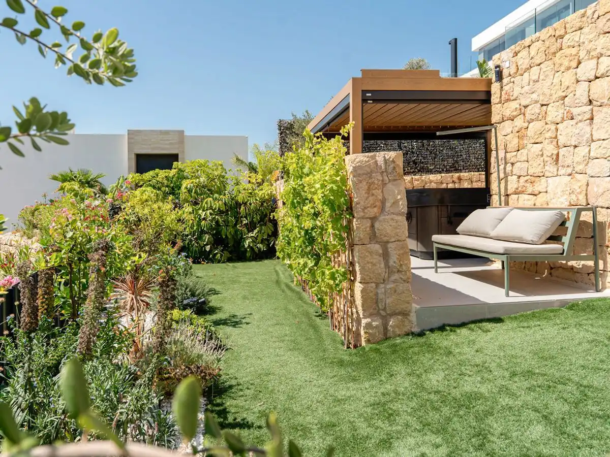 Chalet con piscina en venta en Golf Bahía, imagen 33